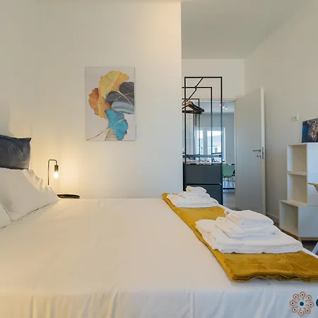 公寓 Fifth Floor Flat By Apulia
