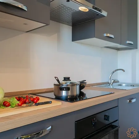 公寓 Fifth Floor Flat By Apulia 巴里