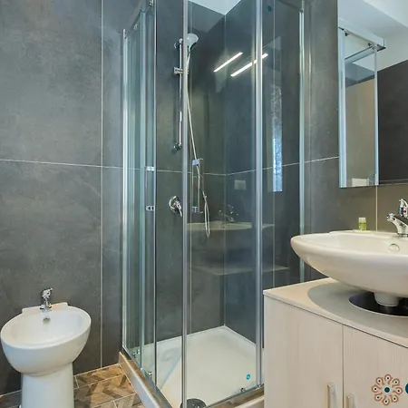 公寓 Fifth Floor Flat By Apulia *