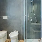 Appartement Fifth Floor Flat By Apulia *