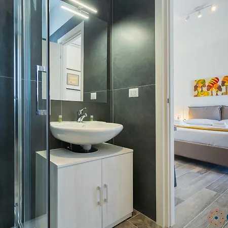 Fifth Floor Flat By Apulia Apartmán